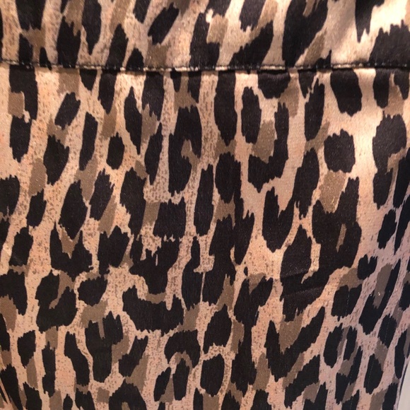 URBAN OUTFITTERS CAMISOLE lLEOPARD SiZE MEDIUM - Picture 3 of 6
